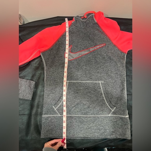 🔥Nike Thermal Fit hoodie🔥 - Picture 4 of 6
